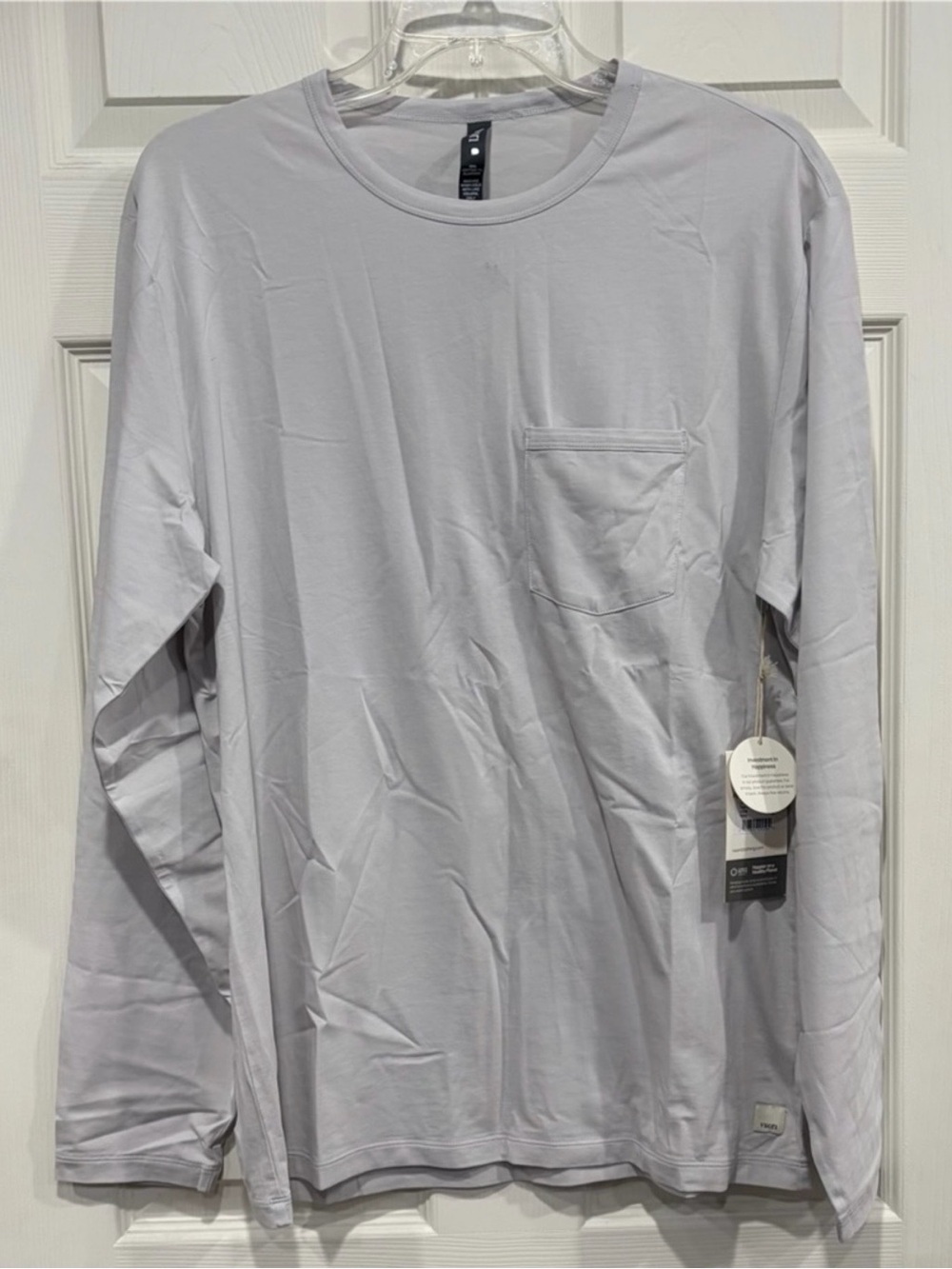 Vuori Men's XXL Long Sleeve Feather Tee T-Shirt NWT Frost Grey Soft Cotton